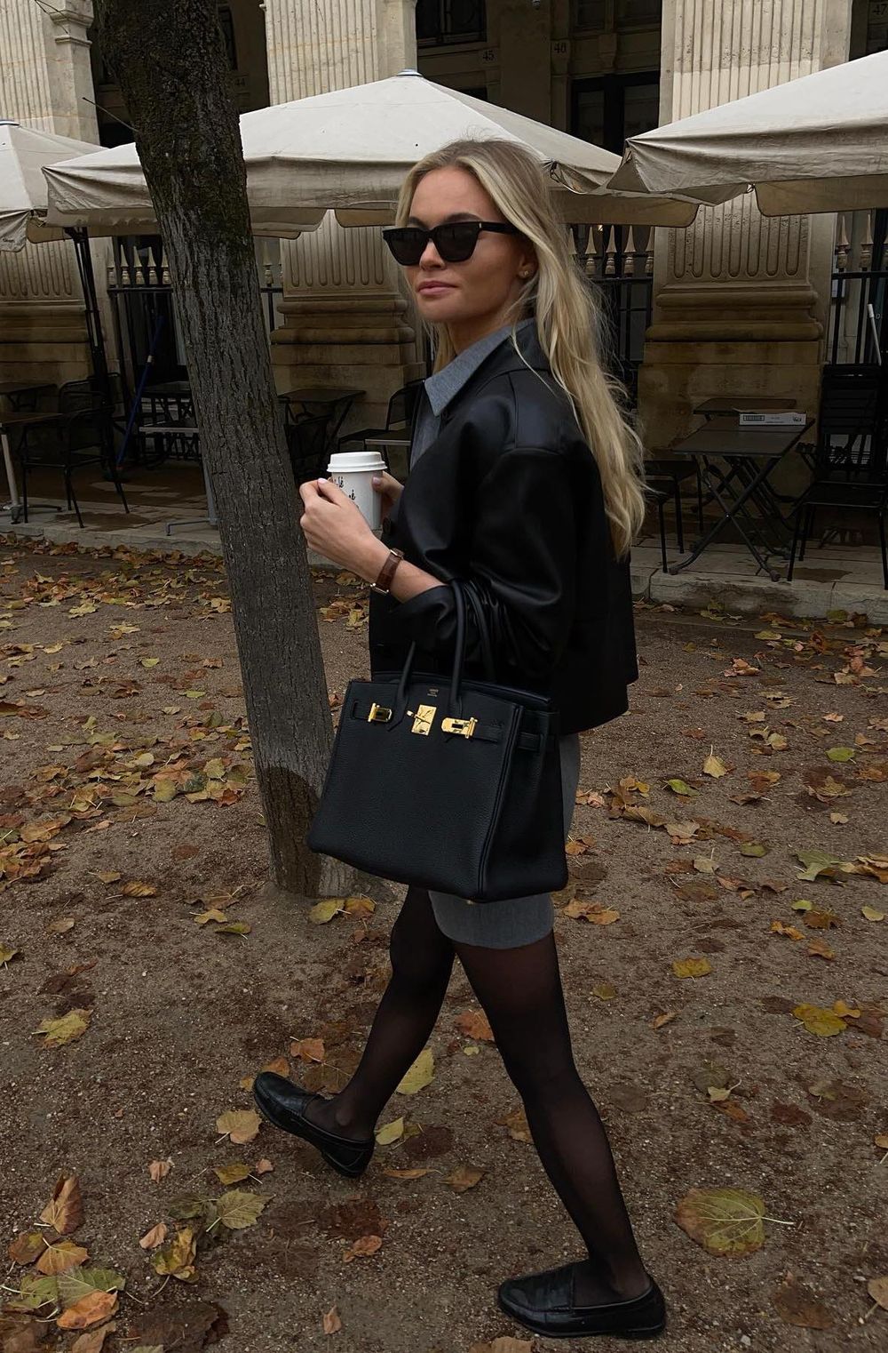 photo by @leiasfez / minimal / neutral / Hermes mini Kelly / bag / black