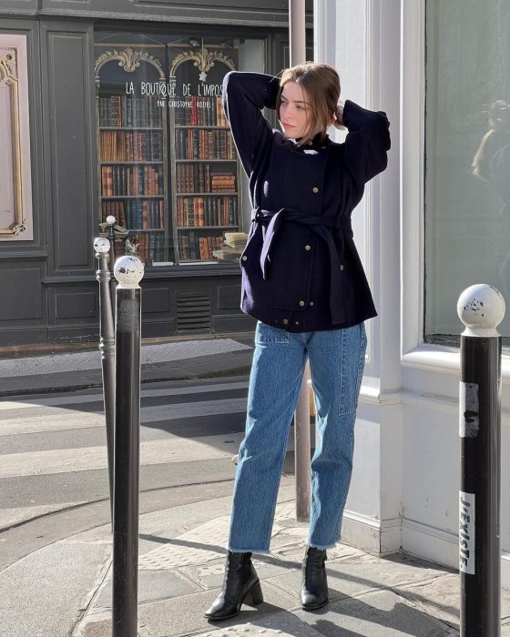 How to Dress Like a Parisian Woman camille_pidoux