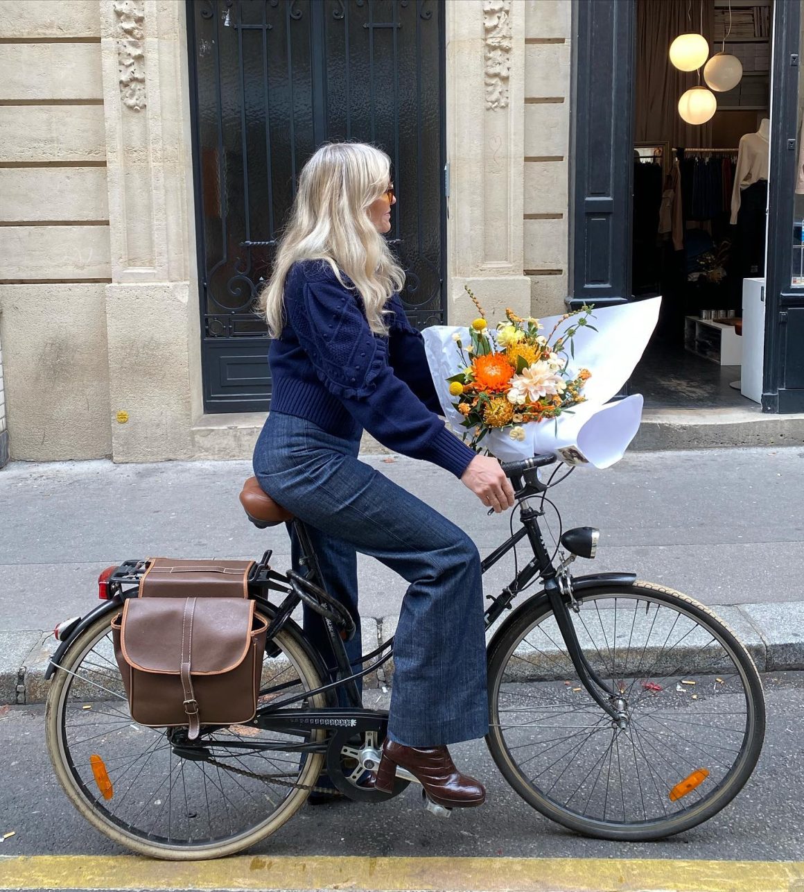 French Girl Aesthetic: How to Get the Look