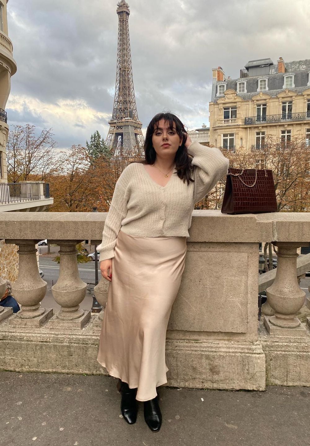 French girl aesthetic plus size style bruneparisienne