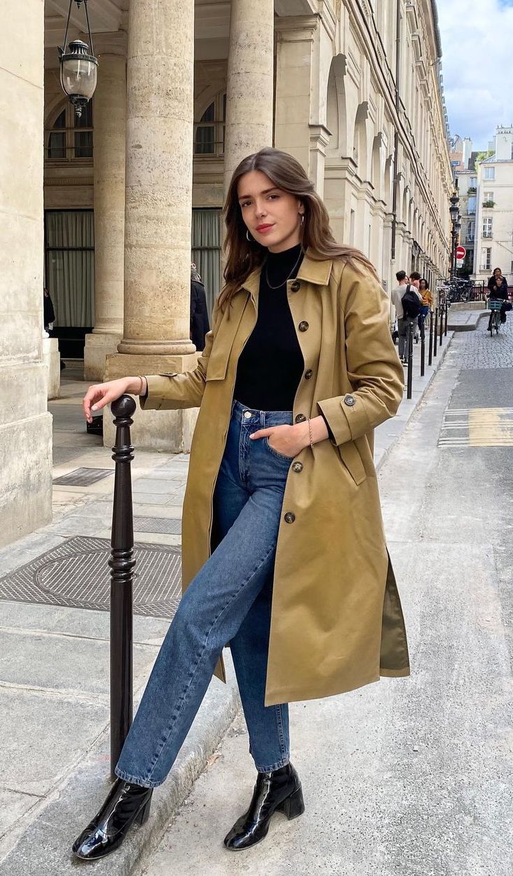 Jeans trench coat black boots heloise.guillet
