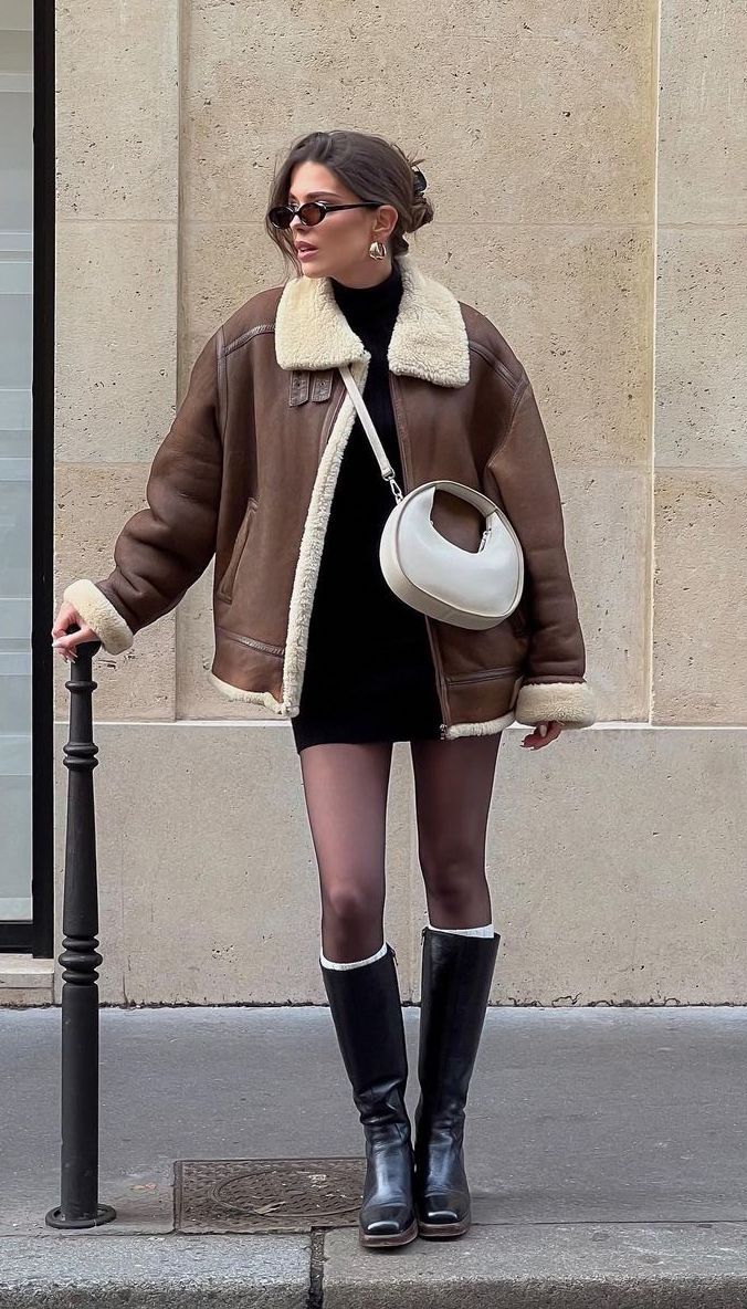 French girl Shearling coat outfits heloise.guillet