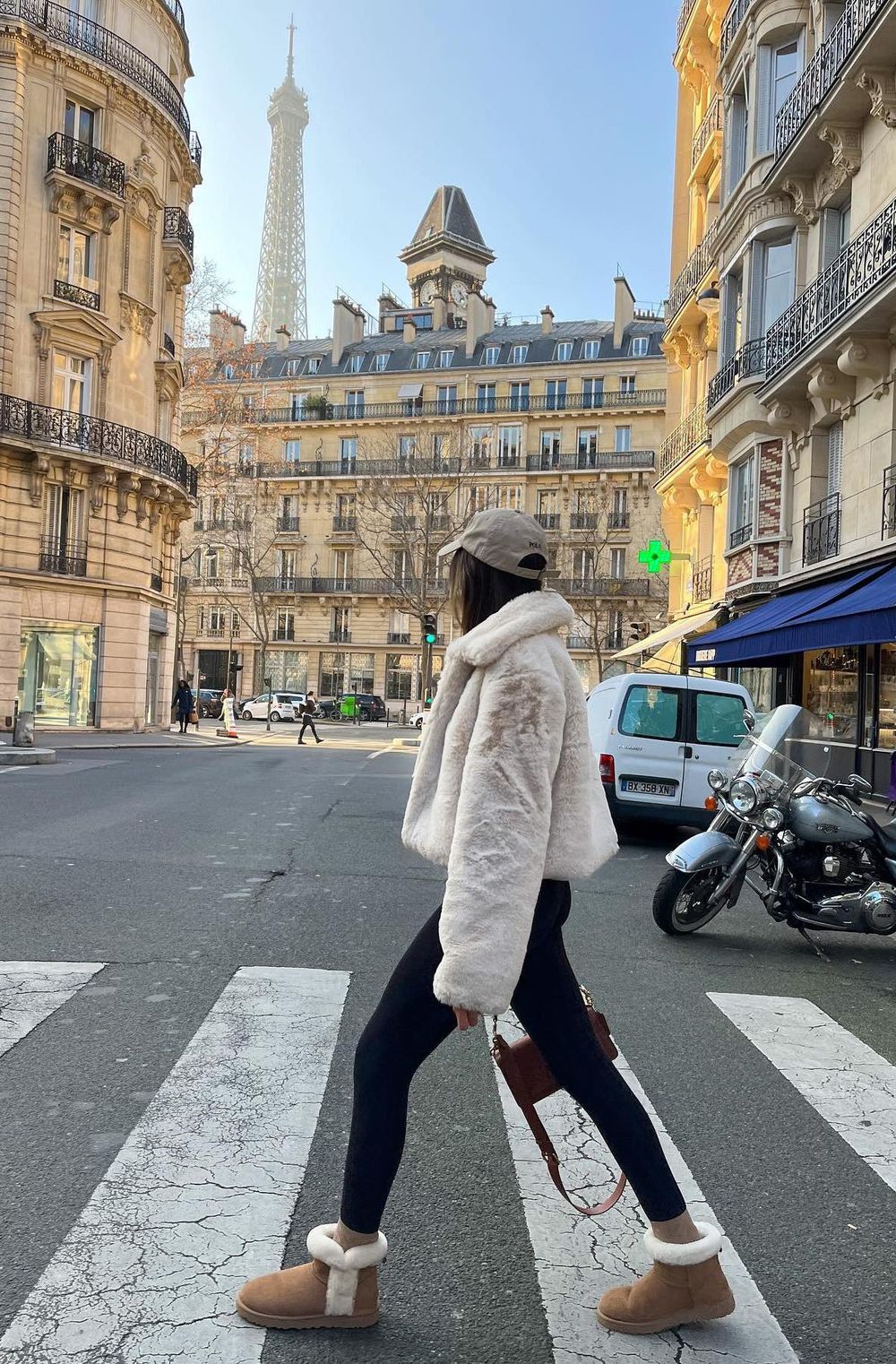 Parisian winter style faux fur coat ugg boots paola.ambre