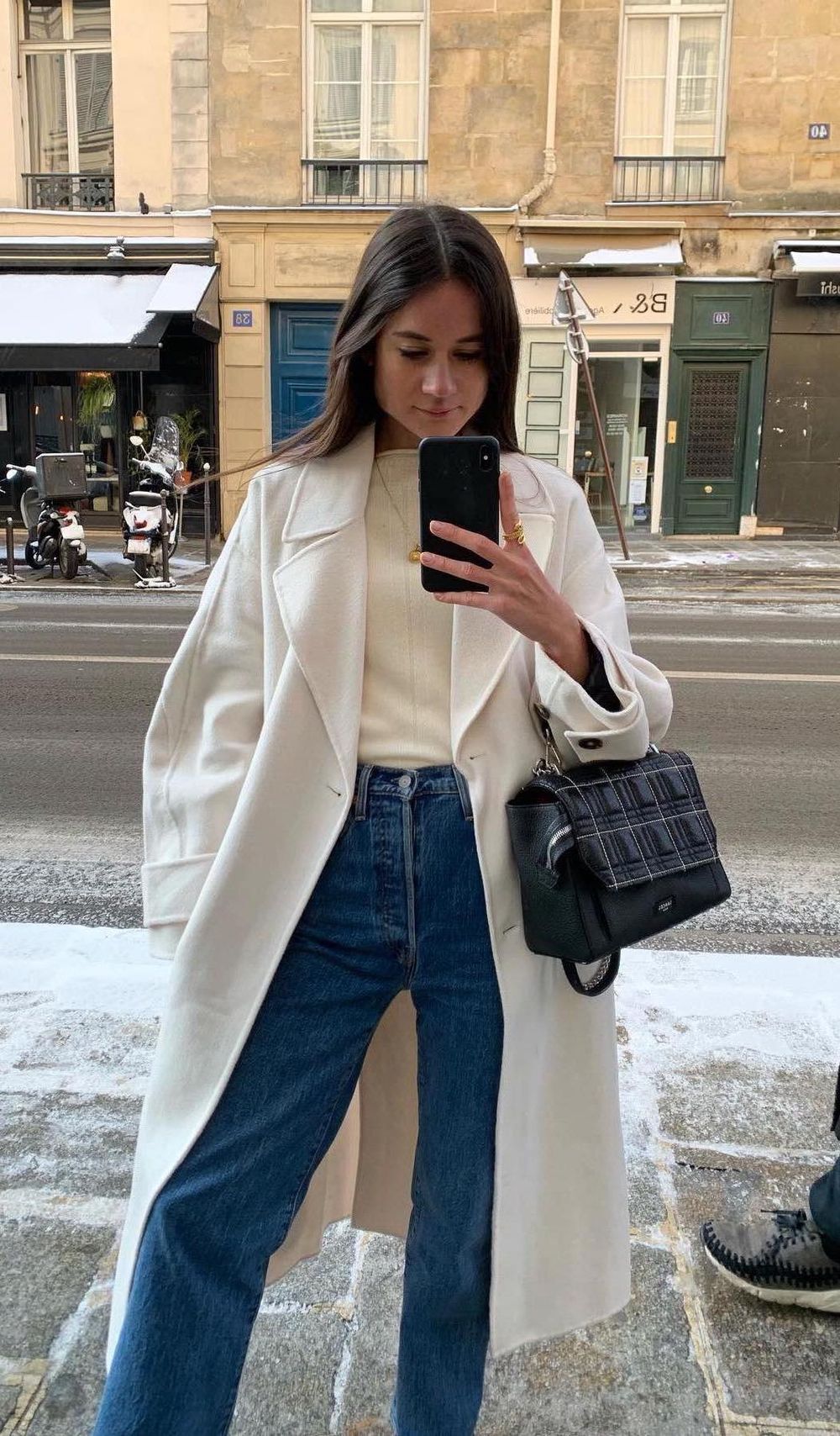 How French Women Look Après-Ski Chic This Winter