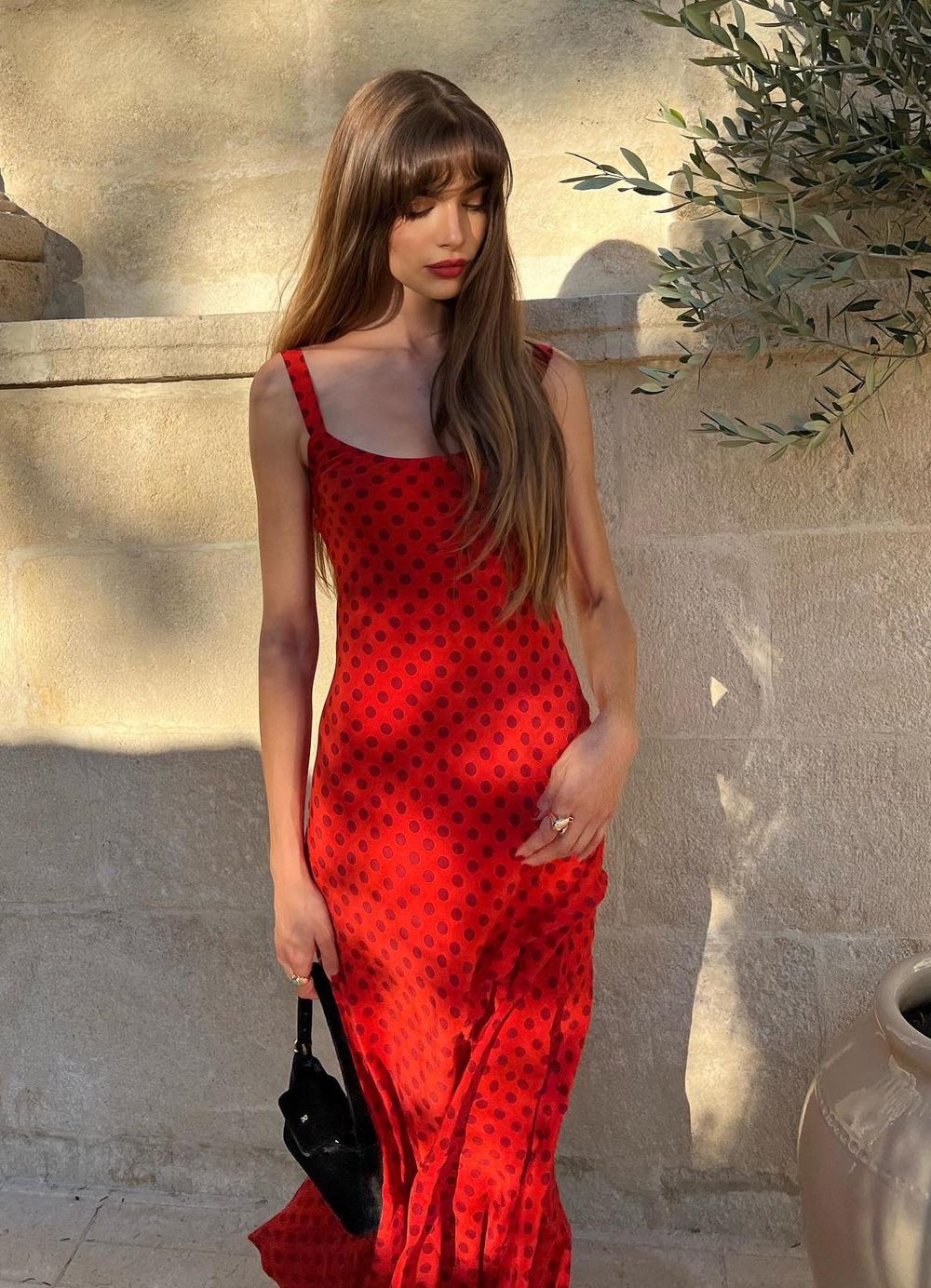 French girl summer outfits red dress maralafontan