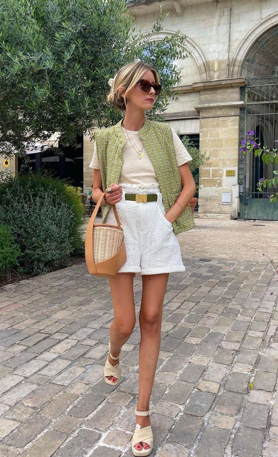 Parisian summer outfits jeanne_andreaa
