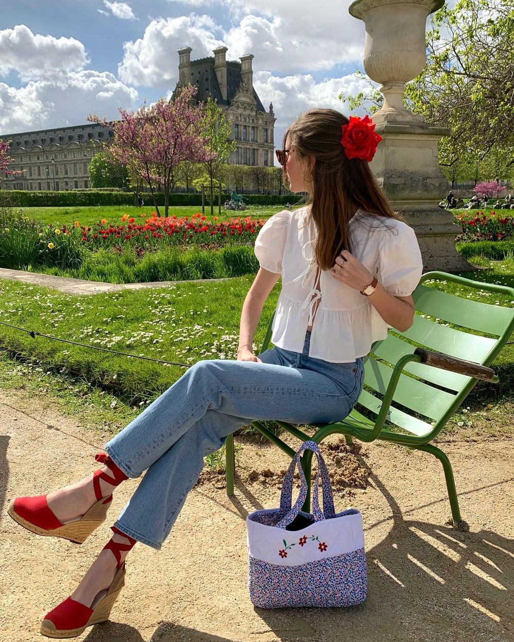 French girl red espadrilles outfits jeans mariellehaon