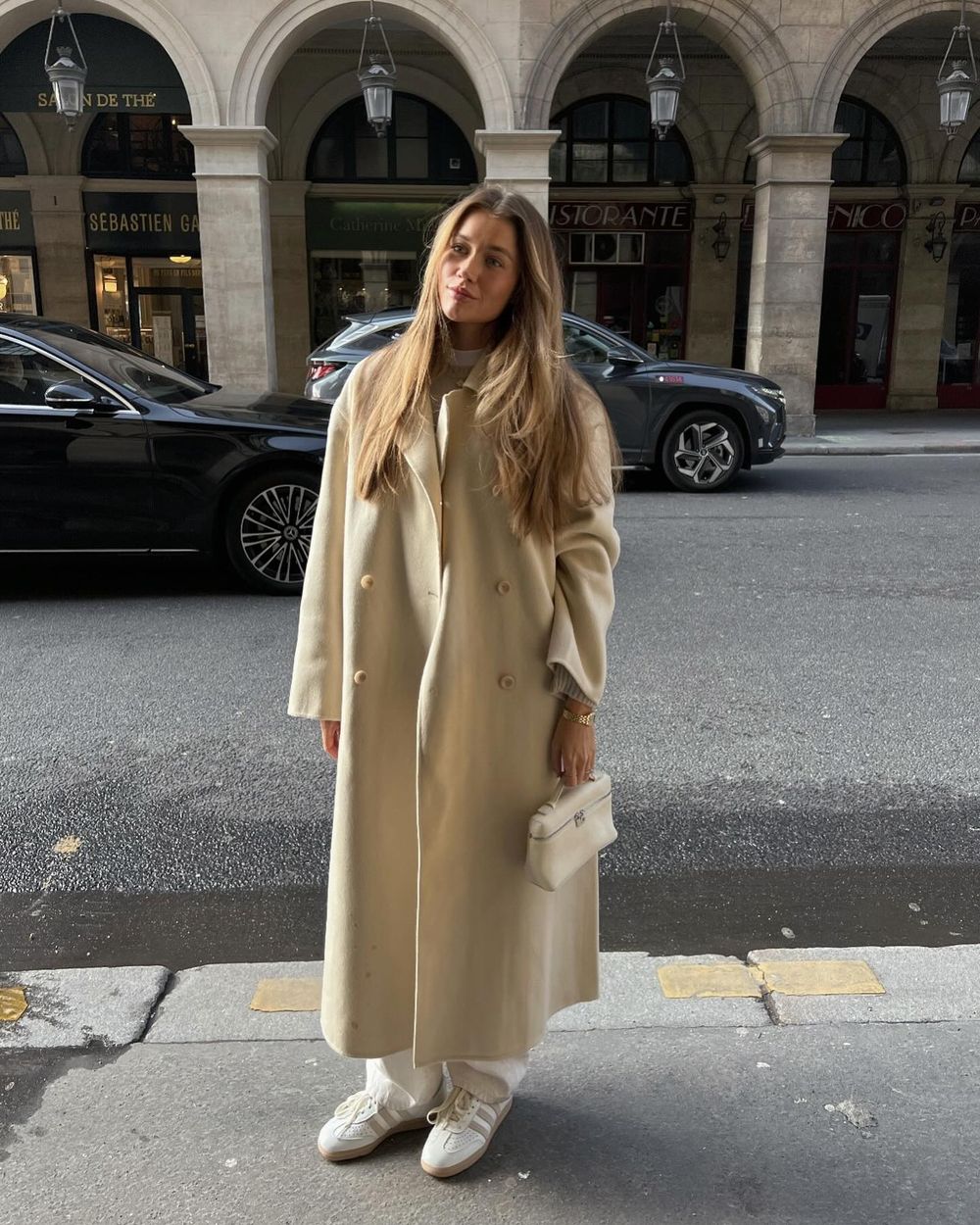 French girl Trench coat outfits lovisabarkman