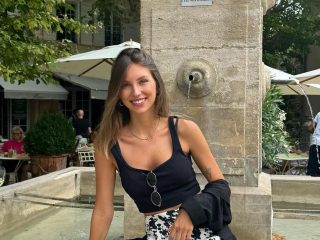 What do wear in Provence outfits maelann_